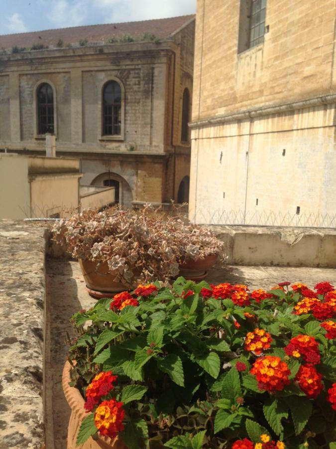 Historic Terrace Apartment Lecce Exterior foto